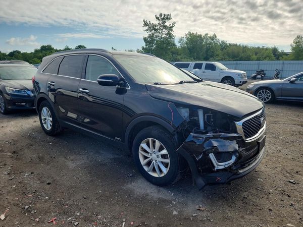 2018 KIA SORENTO L, LX