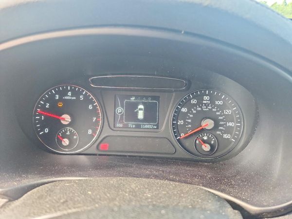 2018 KIA SORENTO L, LX