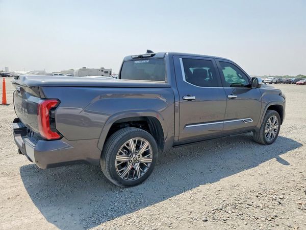 2024 TOYOTA TUNDRA Capstone