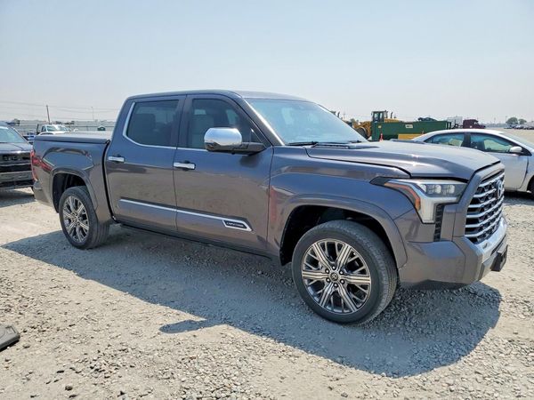 2024 TOYOTA TUNDRA Capstone
