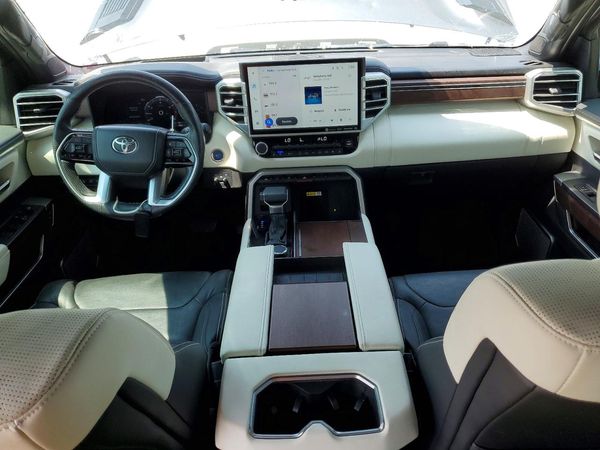 2024 TOYOTA TUNDRA Capstone