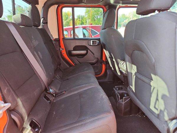 2020 JEEP GLADIATOR Sport