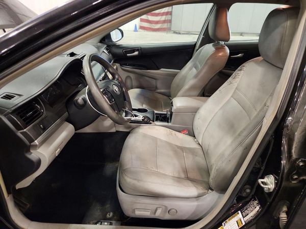 2014 TOYOTA CAMRY — DENT