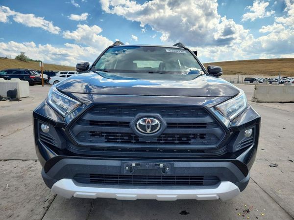 2021 TOYOTA RAV4 Adventure