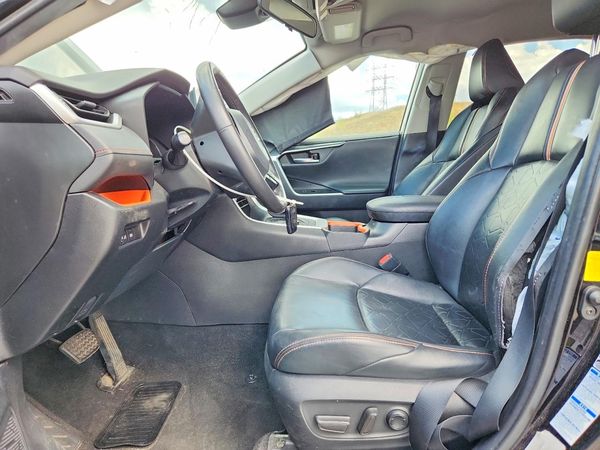 2021 TOYOTA RAV4 Adventure
