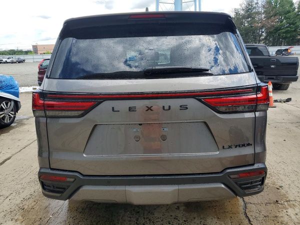 2026 LEXUS LX 700H 700h Luxury