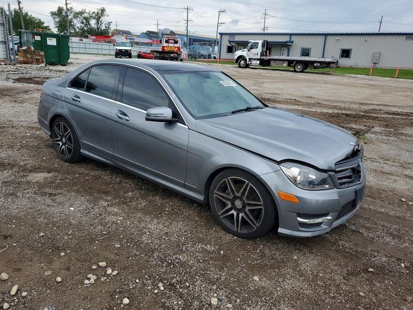 2014 MERCEDES-BENZ C C300 4 MATIC