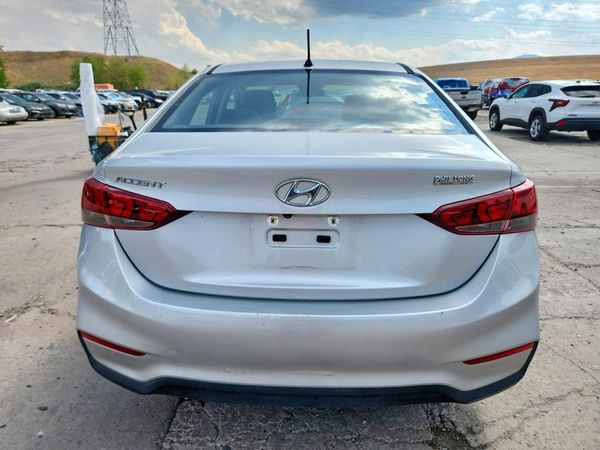 2019 HYUNDAI ACCENT SE and SEL