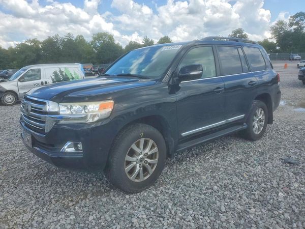 2016 TOYOTA LAND CRUISER