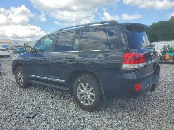 2016 TOYOTA LAND CRUISER