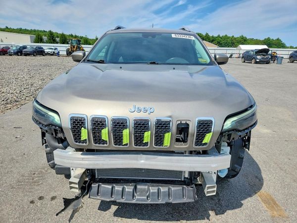 2020 JEEP CHEROKEE LATITUDE PLUS 4X4