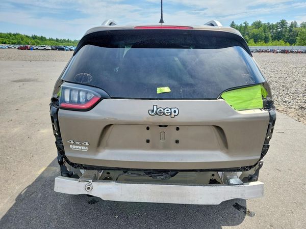 2020 JEEP CHEROKEE LATITUDE PLUS 4X4