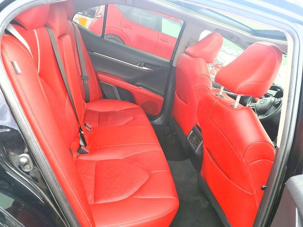 2022 TOYOTA CAMRY XSE