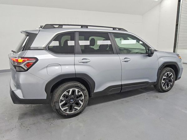 2025 SUBARU FORESTER Premium Base