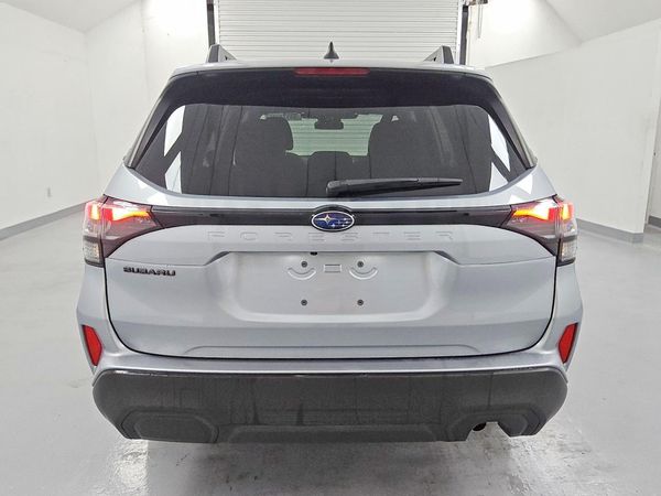 2025 SUBARU FORESTER Premium Base