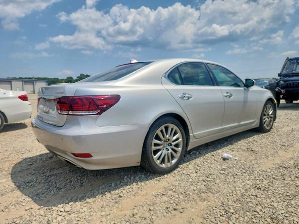 2015 LEXUS LS 460