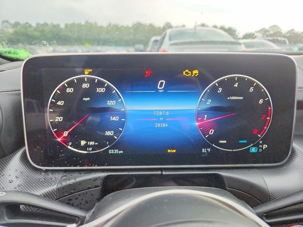 2024 MERCEDES-BENZ C C300