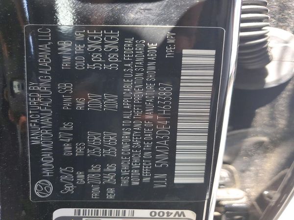 2026 HYUNDAI TUCSON SE
