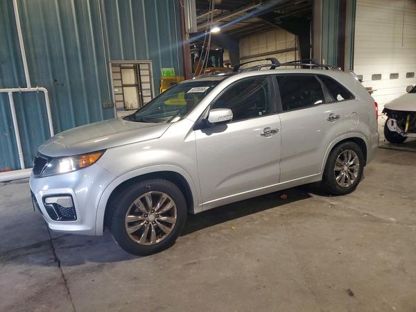 2013 KIA SORENTO