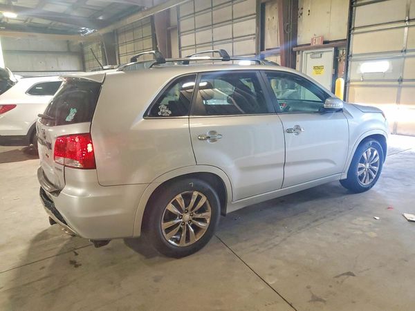 2013 KIA SORENTO SX