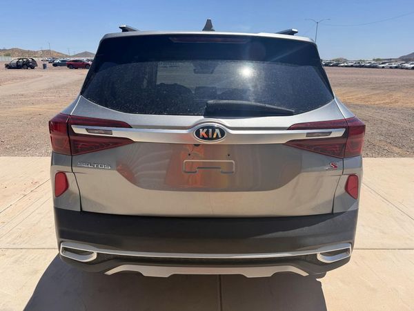 2021 KIA SELTOS S