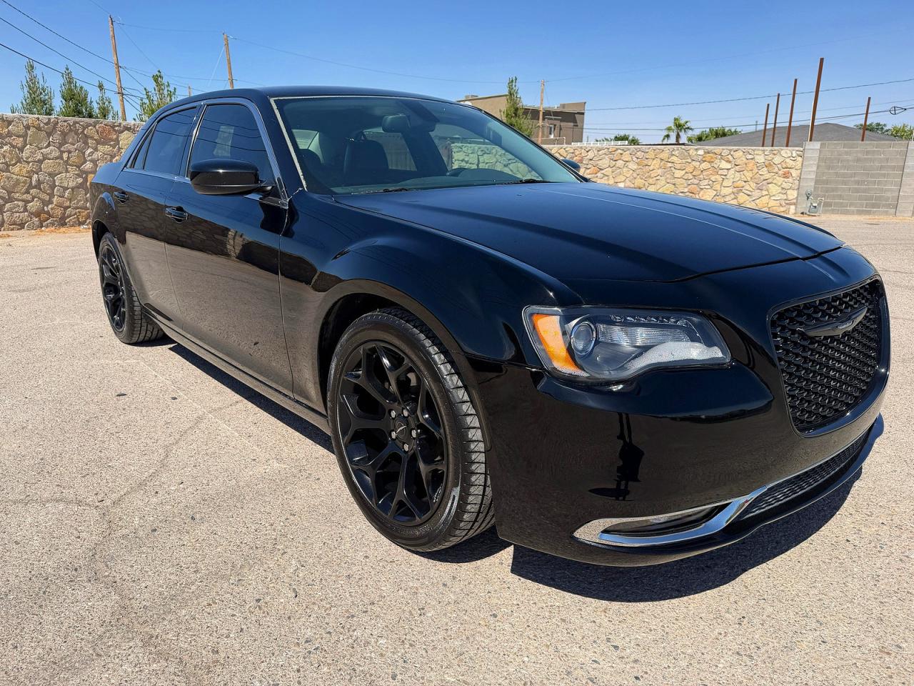 2015 CHRYSLER 300 Limited