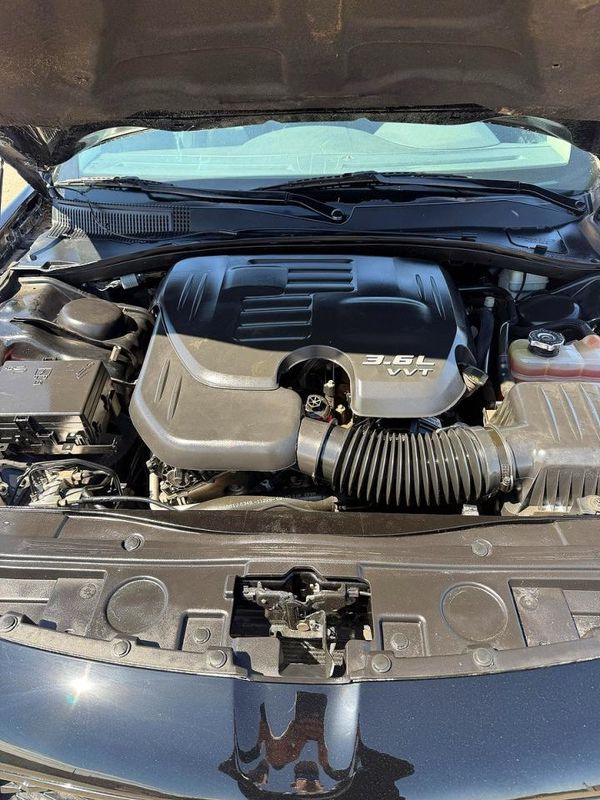 2015 CHRYSLER 300 Limited