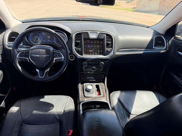 2015 CHRYSLER 300 Limited