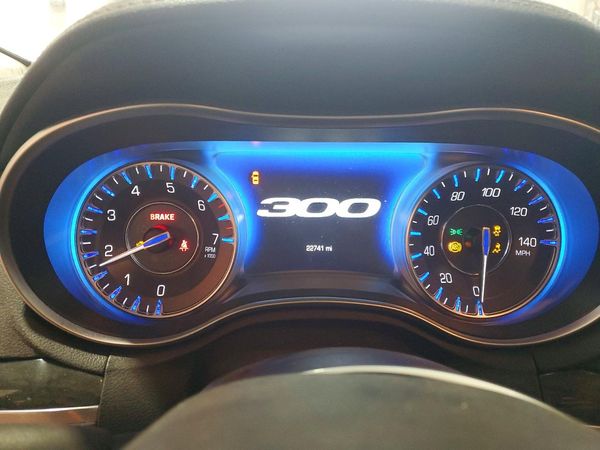 2023 CHRYSLER 300 Touring L