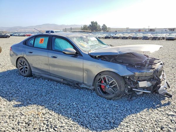 2024 BMW ALL OTHER eDrive40 — Passenger 3/4