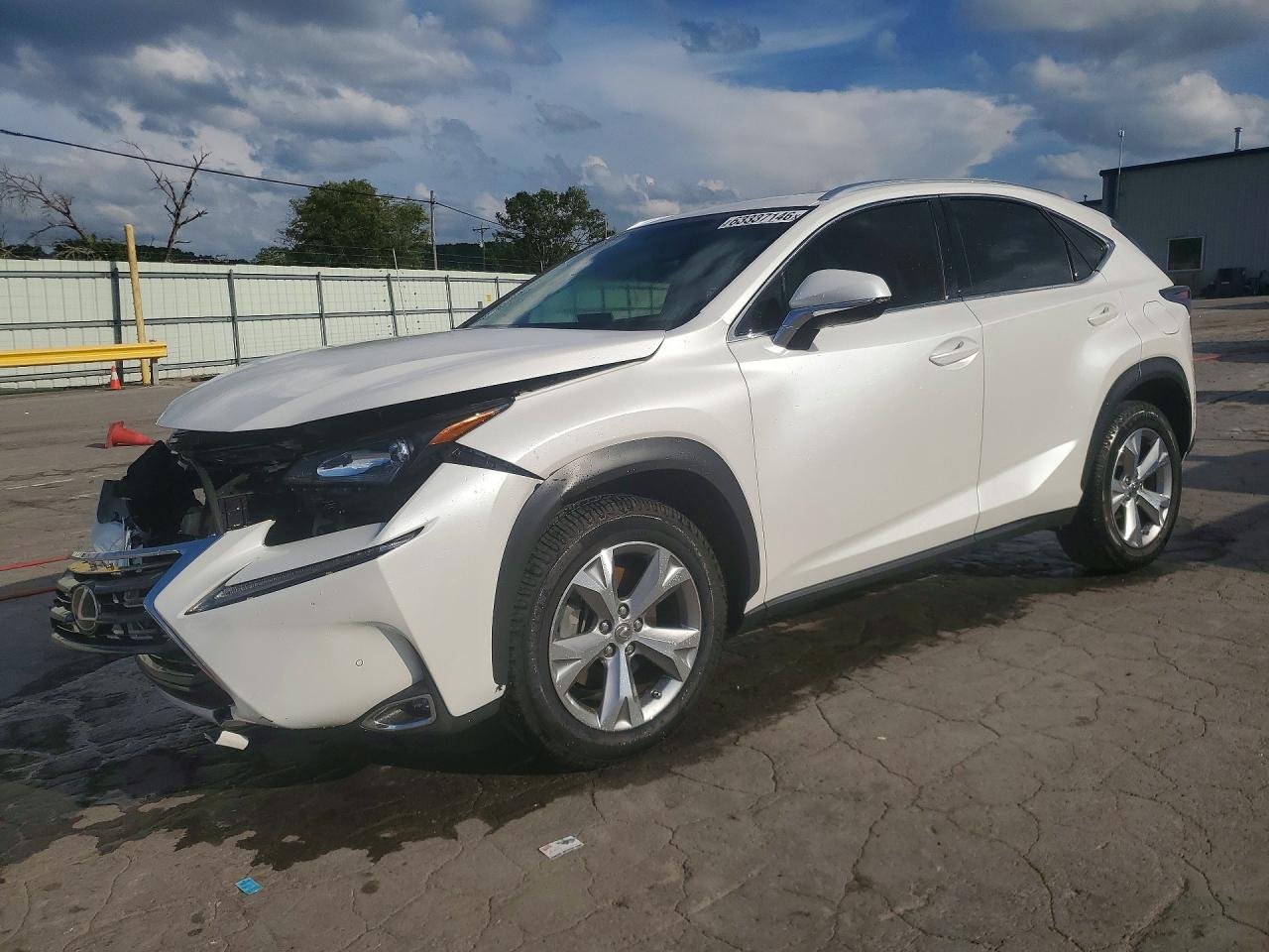 2017 LEXUS NX 200T 200t Luxury