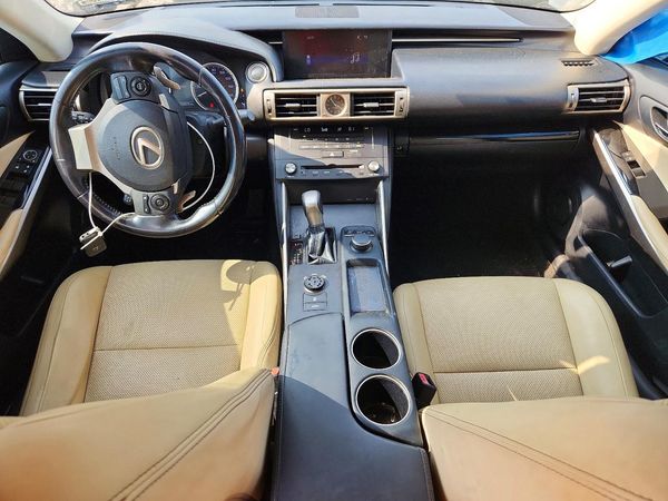2015 LEXUS IS