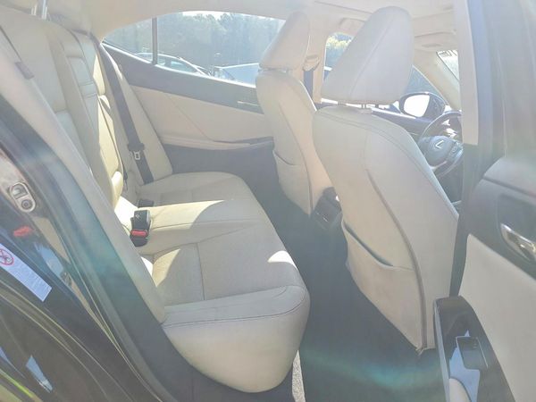 2015 LEXUS IS