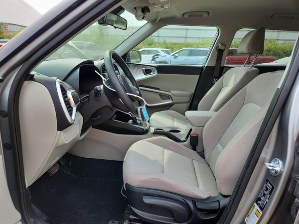 2025 KIA SOUL LX, S