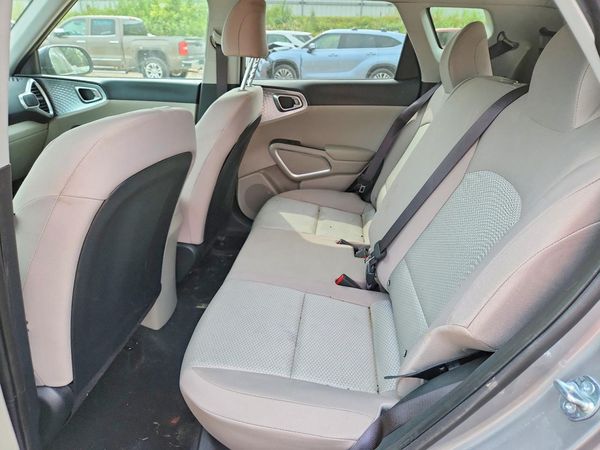 2025 KIA SOUL LX, S