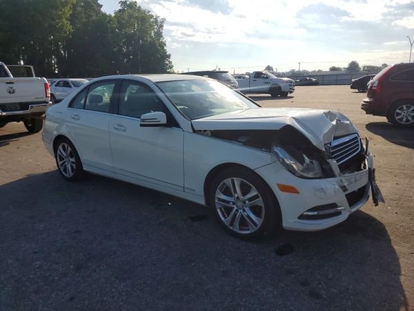 2012 MERCEDES-BENZ C C300 4-MATIC