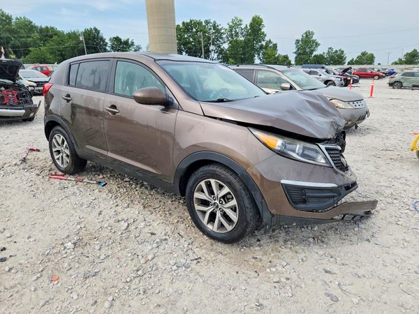 2015 KIA SPORTAGE GL - Middle-low