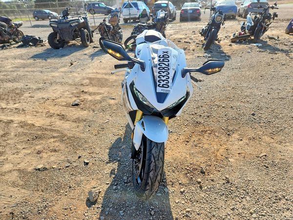 2026 HONDA CBR CYCLE