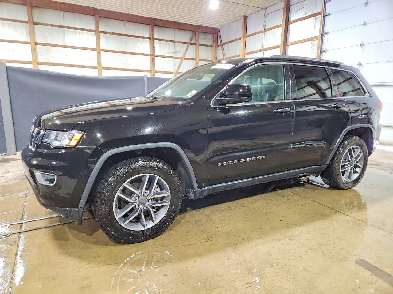 2020 JEEP GRAND CHEROKEE Laredo