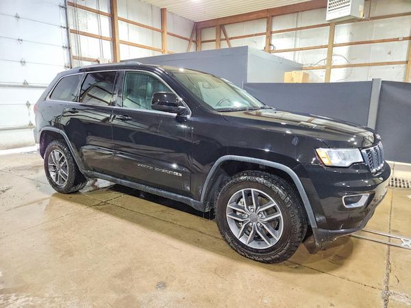 2020 JEEP GRAND CHEROKEE Laredo