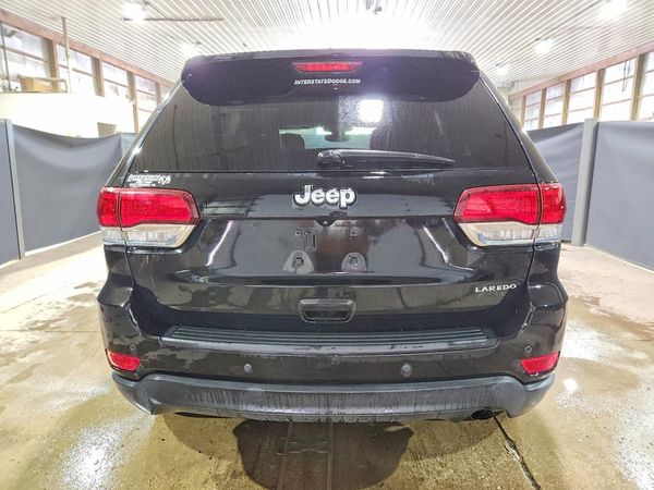 2020 JEEP GRAND CHEROKEE Laredo