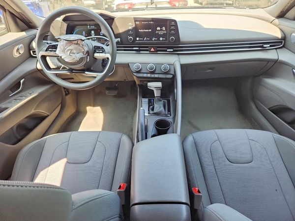 2026 HYUNDAI ELANTRA