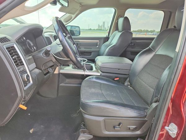 2019 RAM 1500 CLASSIC SLT