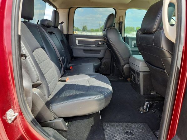 2019 RAM 1500 CLASSIC SLT
