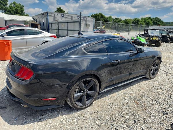 2022 FORD MUSTANG I4 Coupe