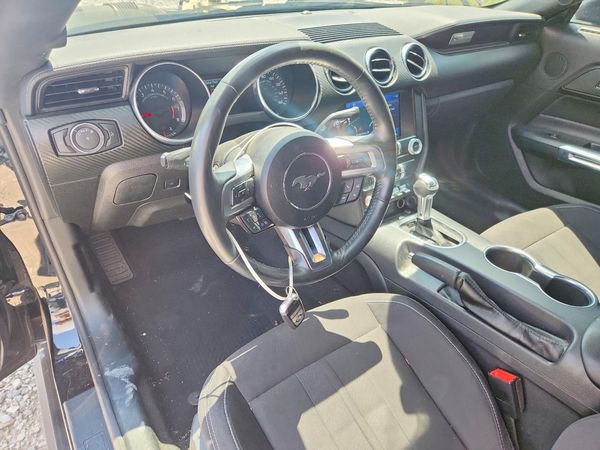 2022 FORD MUSTANG I4 Coupe