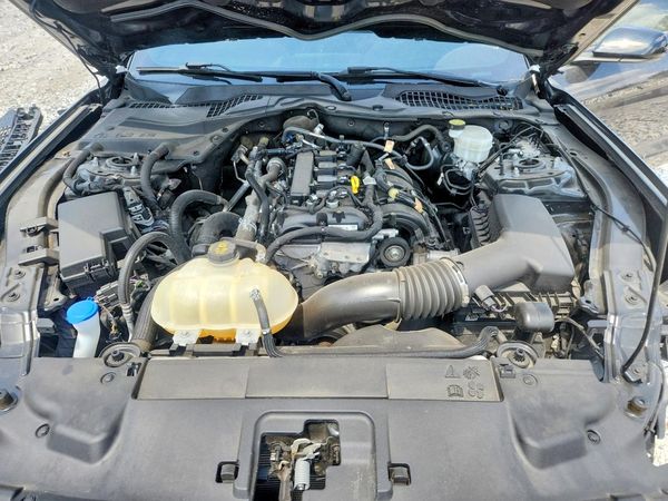2022 FORD MUSTANG I4 Coupe