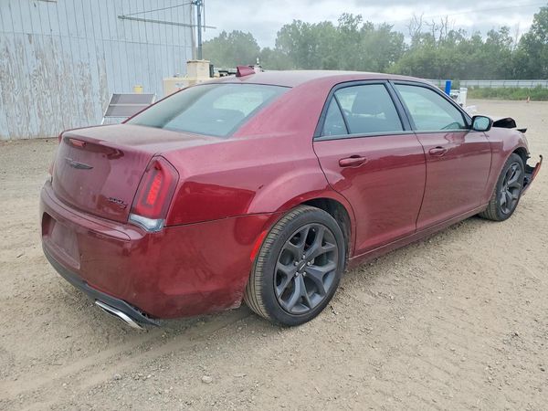 2021 CHRYSLER 300