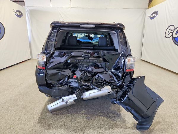 2024 TOYOTA 4RUNNER TRD offroad Prem