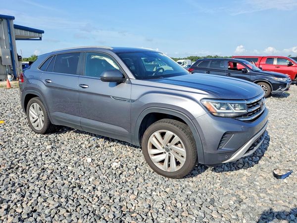 2021 VOLKSWAGEN ATLAS CROSS SPORT 4Motion SE — Passenger 3/4